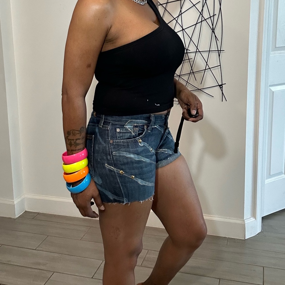 Custom shorts - Picture 2 of 4